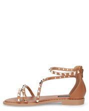 PERCY - sandali flat marroni con borchie metalliche