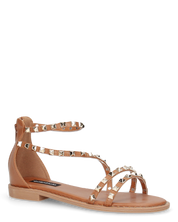 PERCY - sandali flat marroni con borchie metalliche
