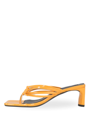 JANNA - sandali arancioni con sandalo squadrato