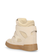 QUINSY - sneakers alte in ecopelle scamosciata beige con zeppa interna e tre strap