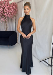 XELIA - vestito lungo nero effetto satin con scollo americano