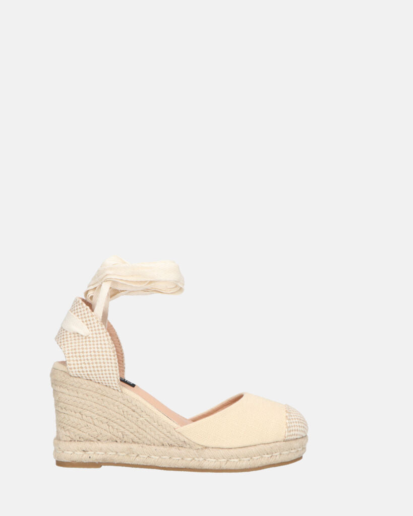 ALMA - compensées compensées en paille avec lacets en tissu beige