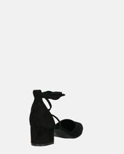 LYDIE - decolette in camoscio nero con lacci