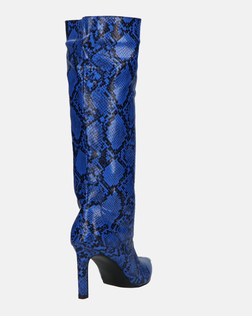 CAROLINE - stivale alto con tacco in blu pitonato