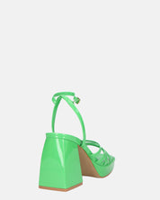 WINONA - sandali in glassy verde con tacco squadrato
