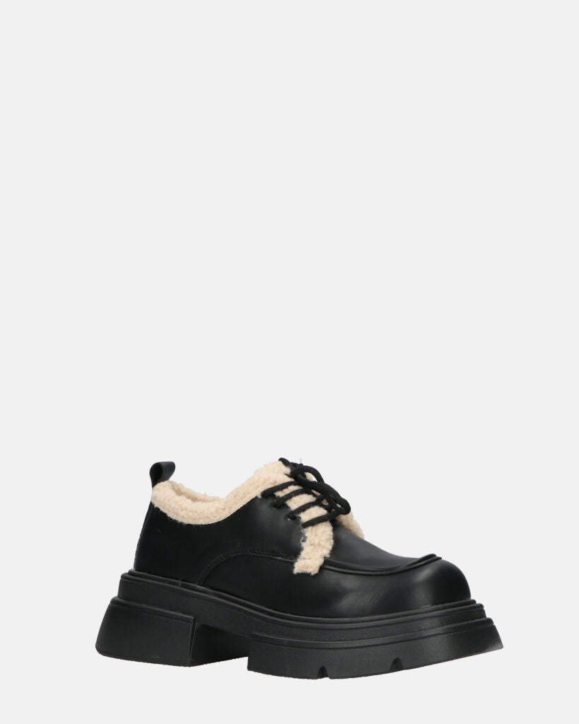 ASHLEY - scarpe basse mocassini platform nere con inserto in pelliccia
