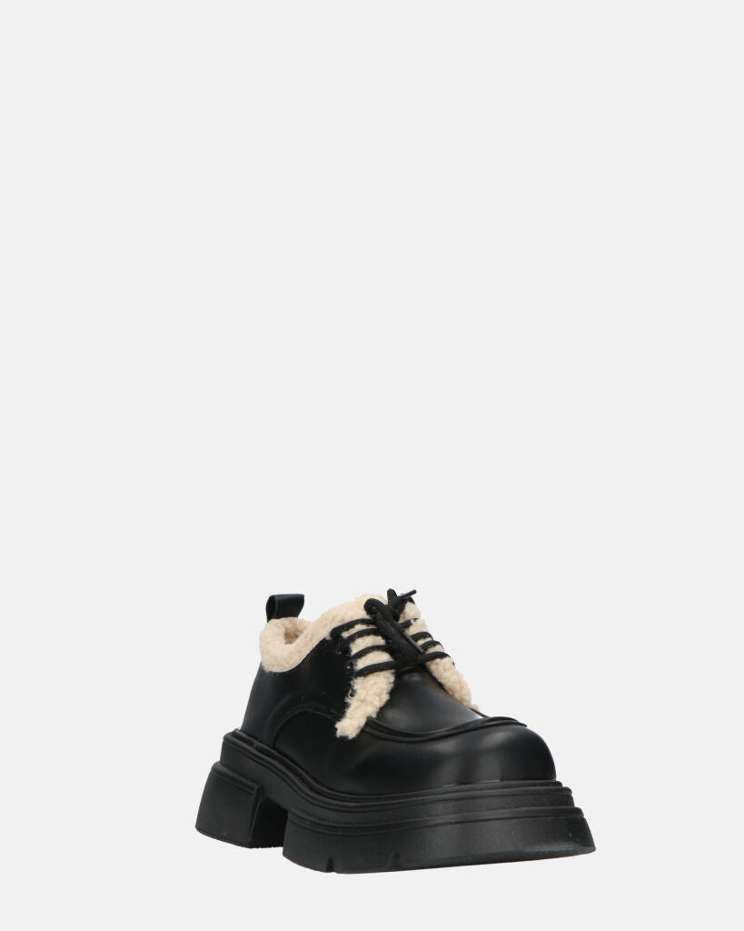 ASHLEY - scarpe basse mocassini platform nere con inserto in pelliccia