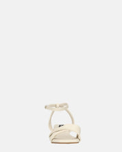 AKIRA - sandali bassi beige con cinturino