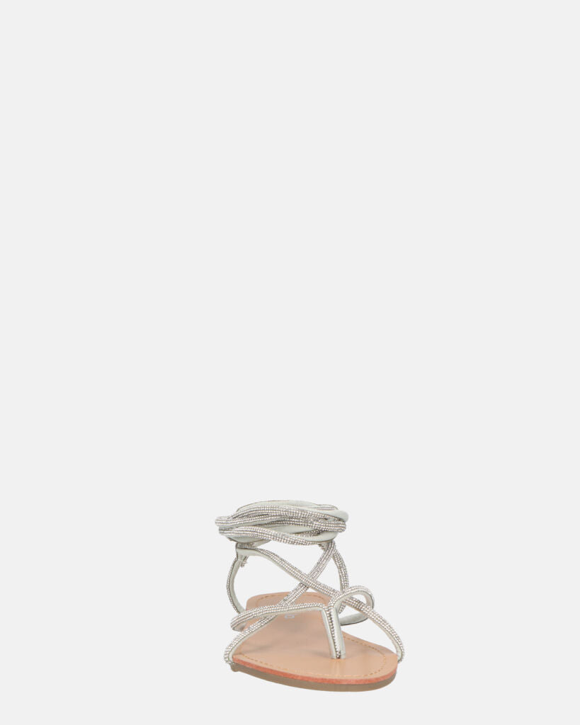 JANIRA - sandali bassi con lacci glitter argentati