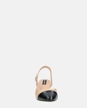 AURI - décolleté beige con tacco basso e punta nera