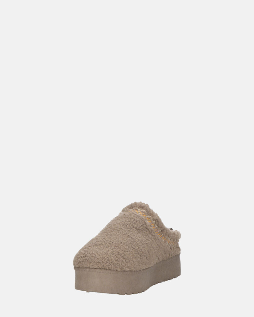 SHIGE - pantofole platform grigie con ricami