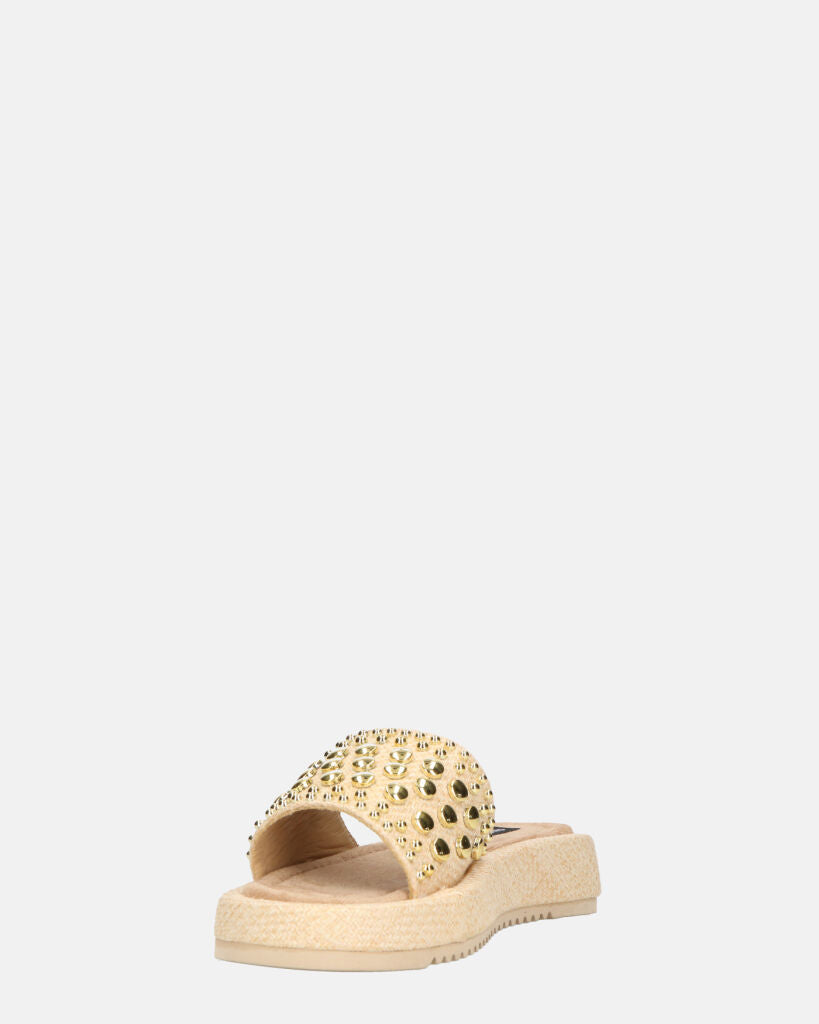 HARPER - ciabattine platform beige con borchie dorate