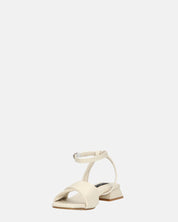 AKIRA - sandali bassi beige con cinturino