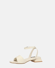 AKIRA - sandali bassi beige con cinturino