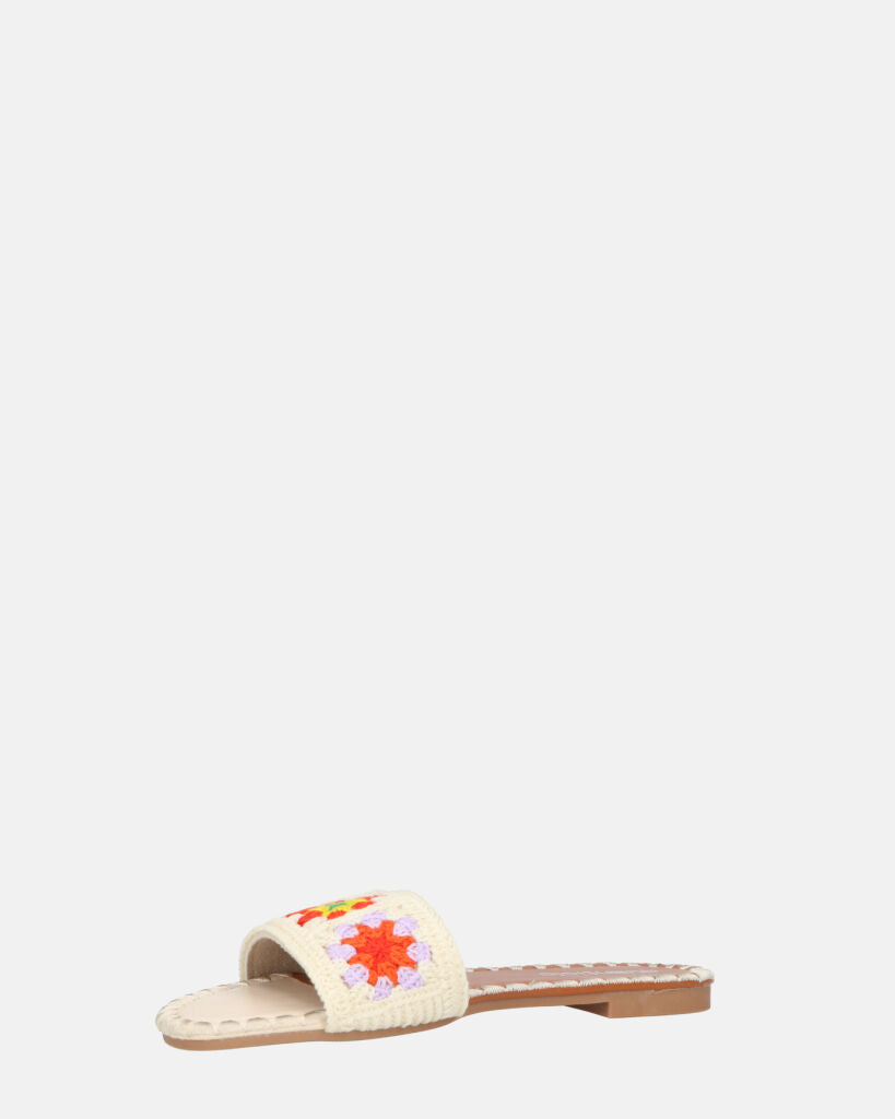 MARILIA - ciabattine beige chiaro con decorazioni ricamate e suola marrone