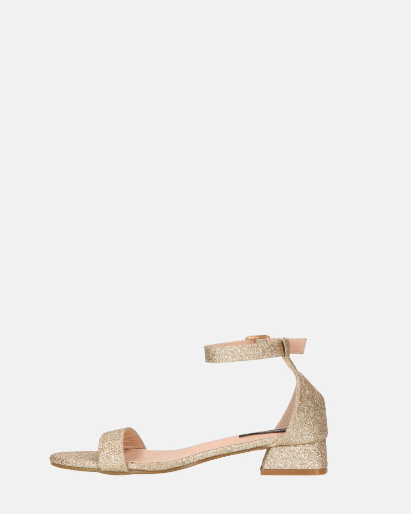 WANDA - sandali con tacco basso in glitter oro