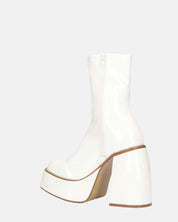 MYA - stivaletti platform con tacco alto in glassy bianco