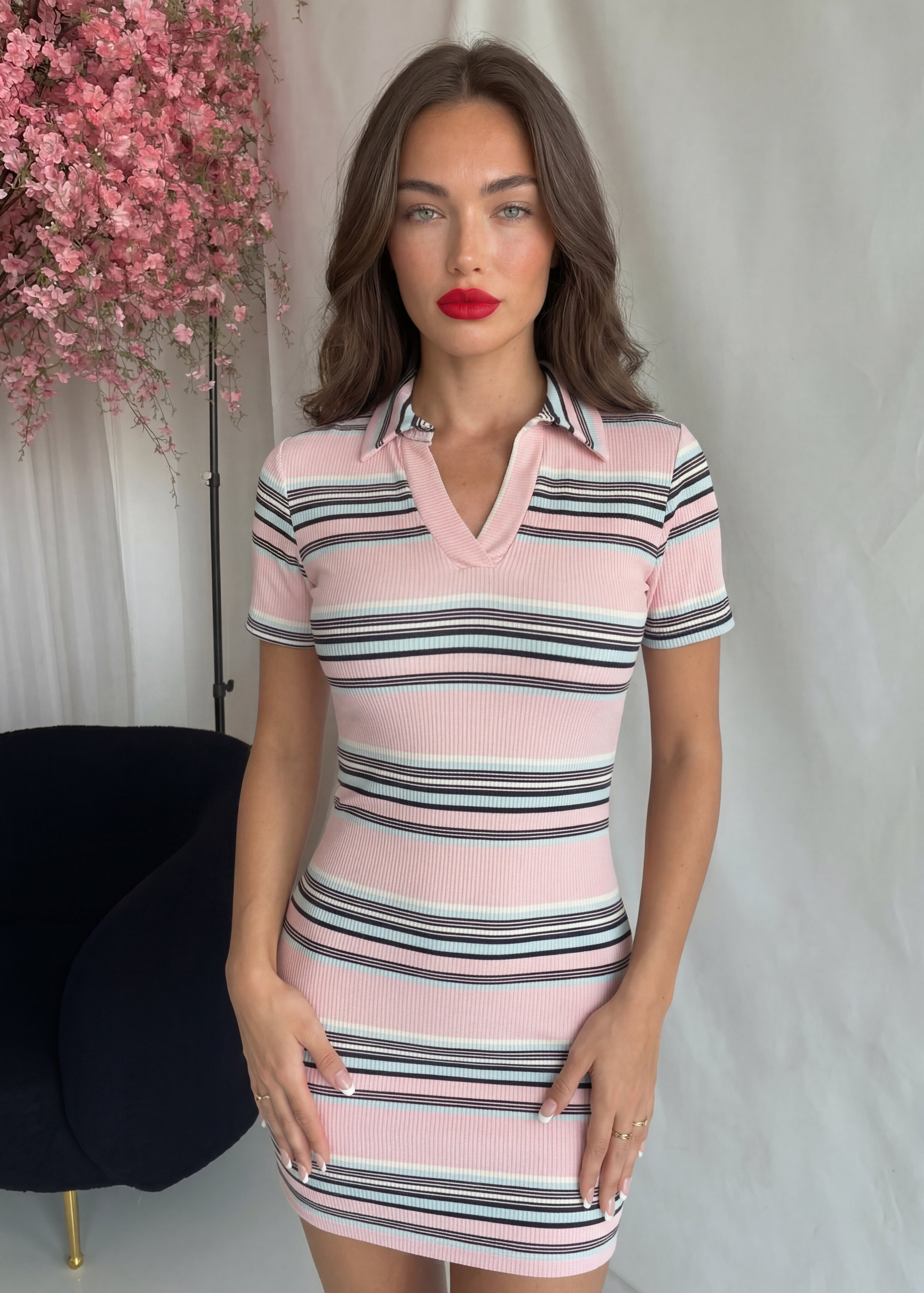 EYLA - vestito corto a costine a righe in rosa