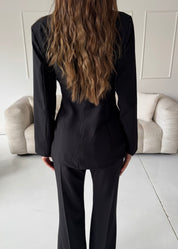 DAVA - set giacca pantaloni tailleur con chiusura laterale decorativa oro