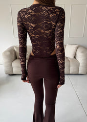 CARSON - set body in pizzo e pantalone flare in marrone