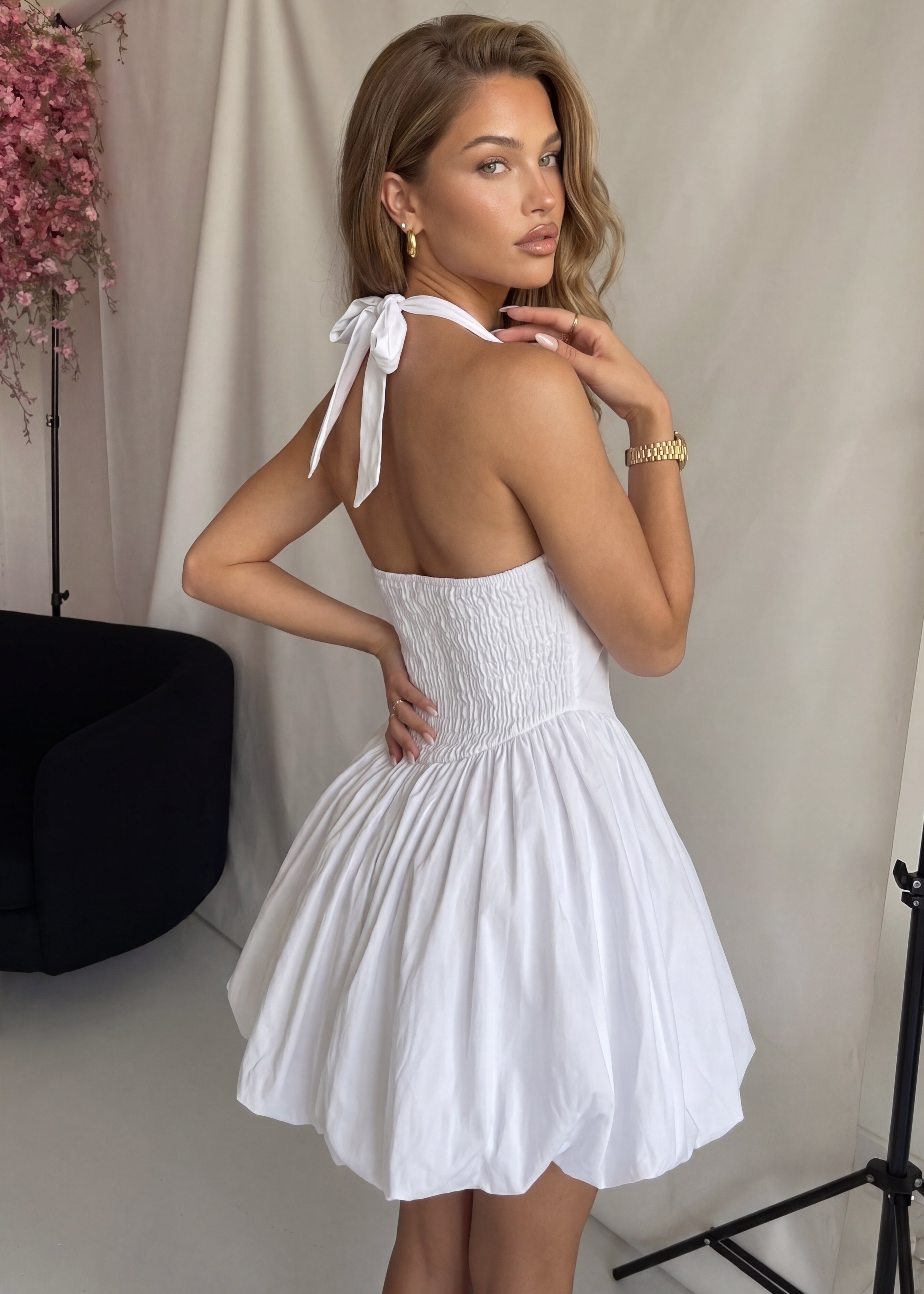 MAGDA - abito mini in bianco con gonna ampia in cotone