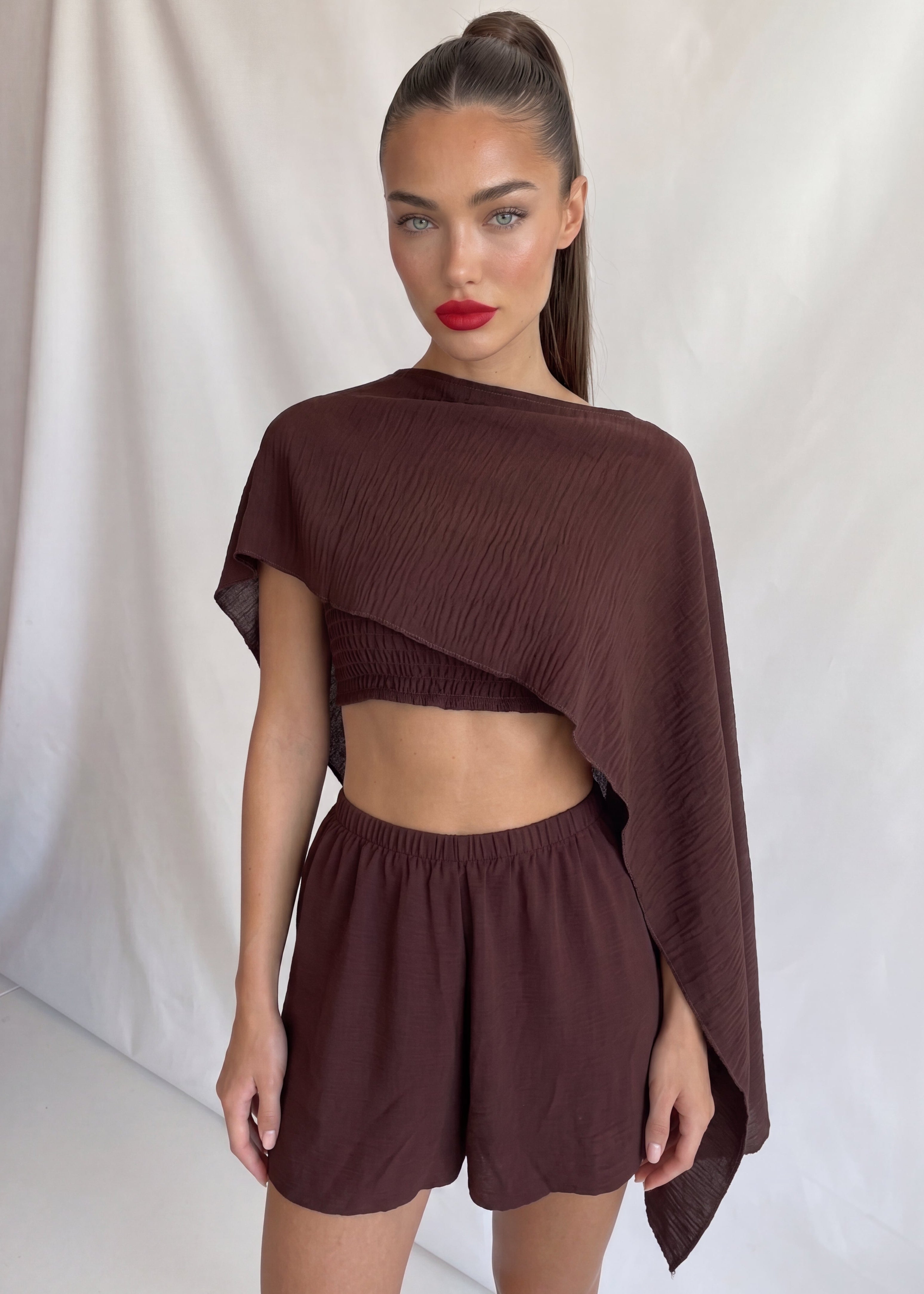 NISHY - set infinity coordinato  top shorts e blusa da indossare in più modi