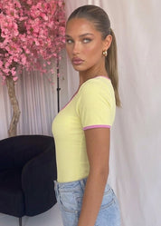 PERRY - body maniche corte giallo con orlo rosa a contrasto
