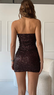 RAVYN - abito mini in paillettes marrone con scollo a cuore