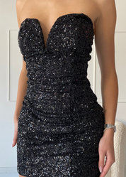 RAVYN - abito mini in paillettes nero con scollo a cuore