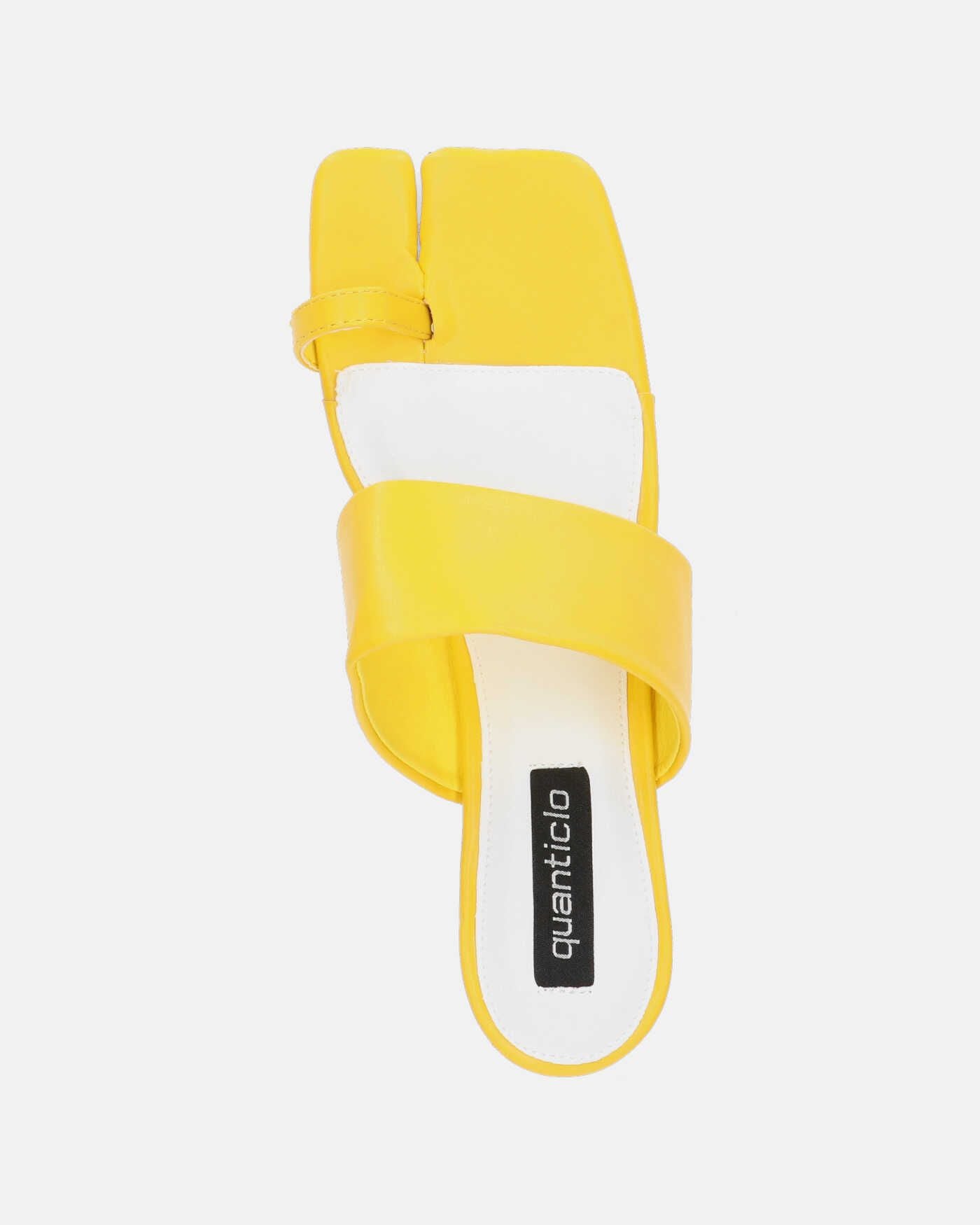 PIERA - sandalo con tacco basso in giallo