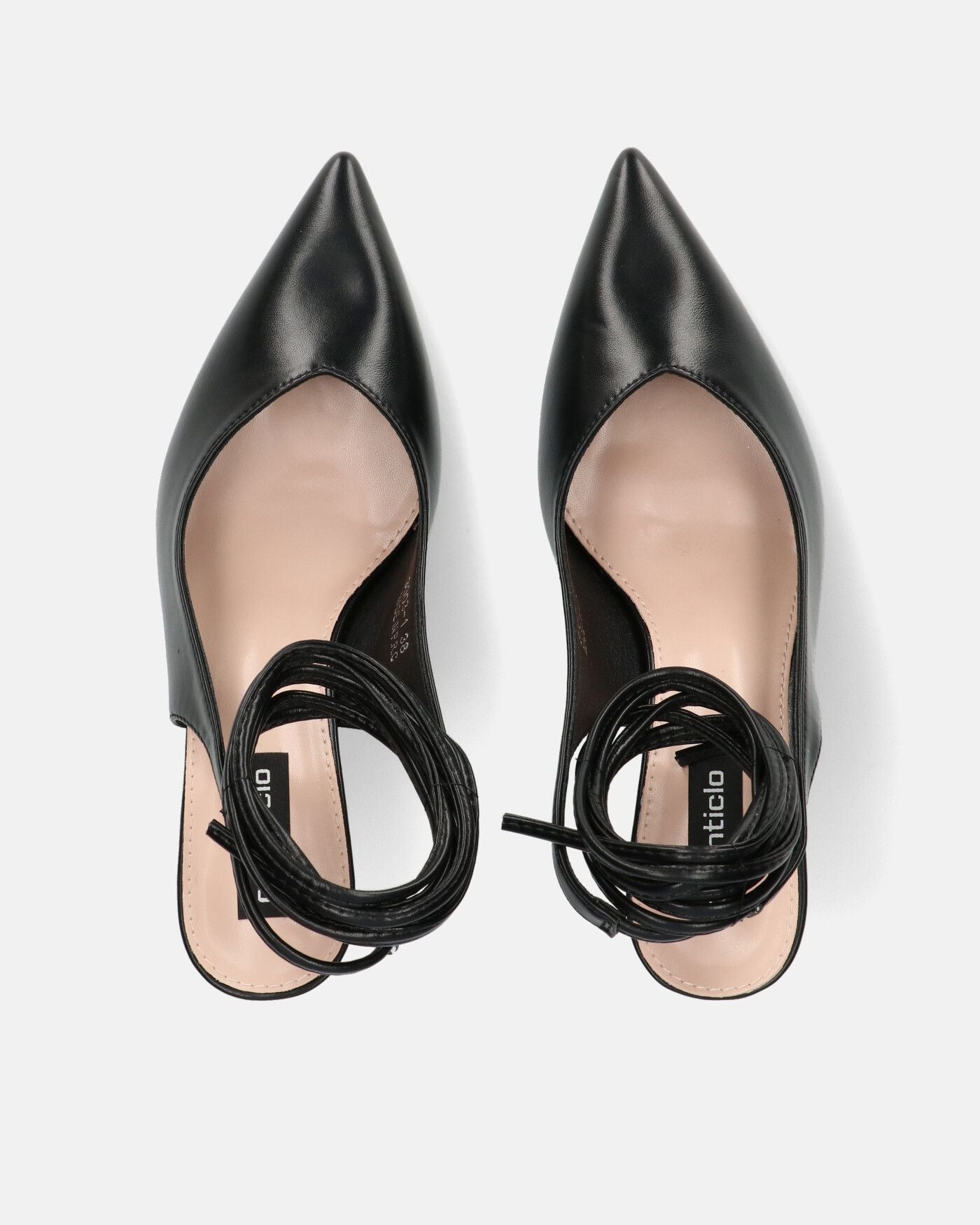 DOROTY - tacchi a spillo in ecopelle nera con lacci