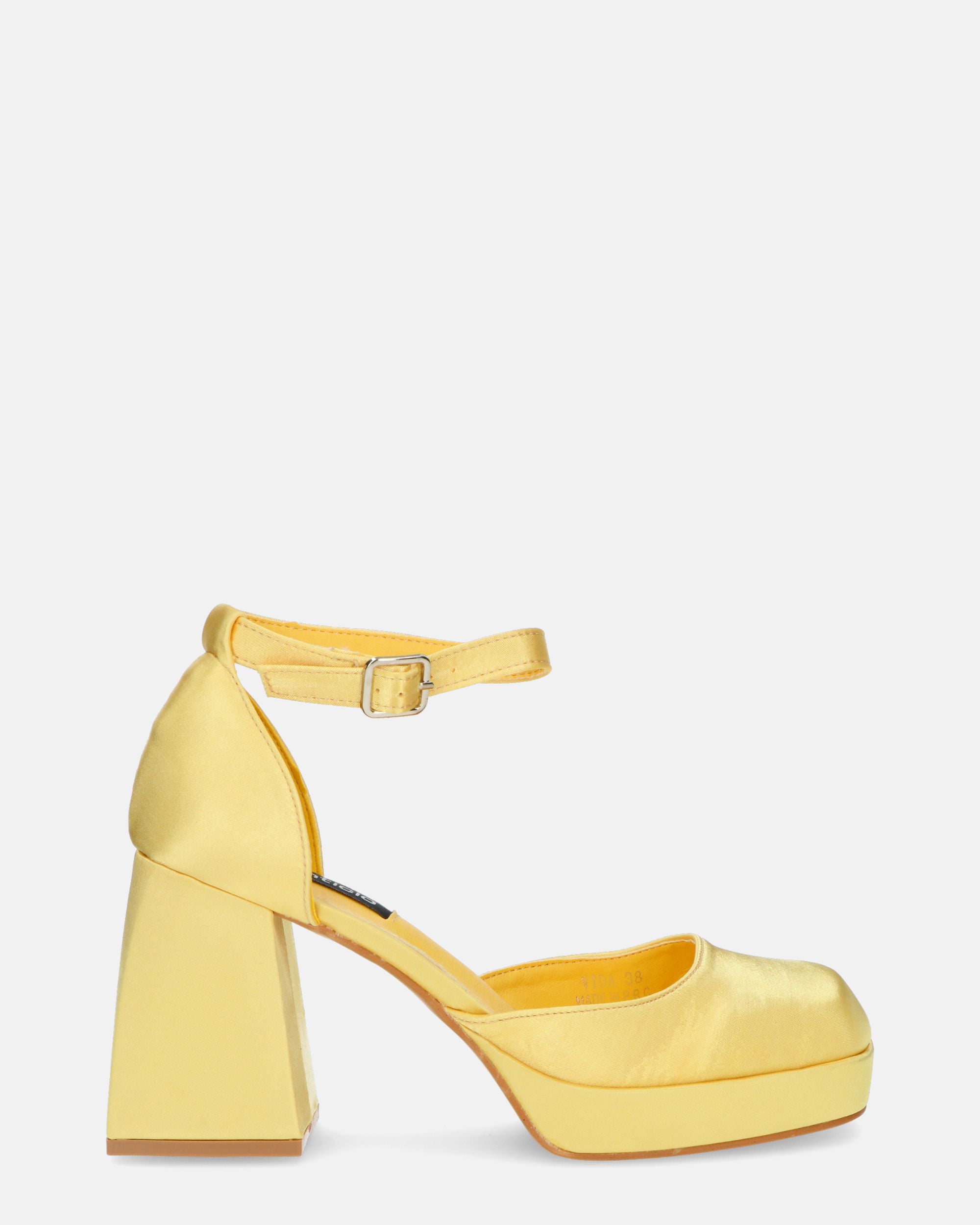 VIDA - scarpe con tacco squadrato in satin giallo