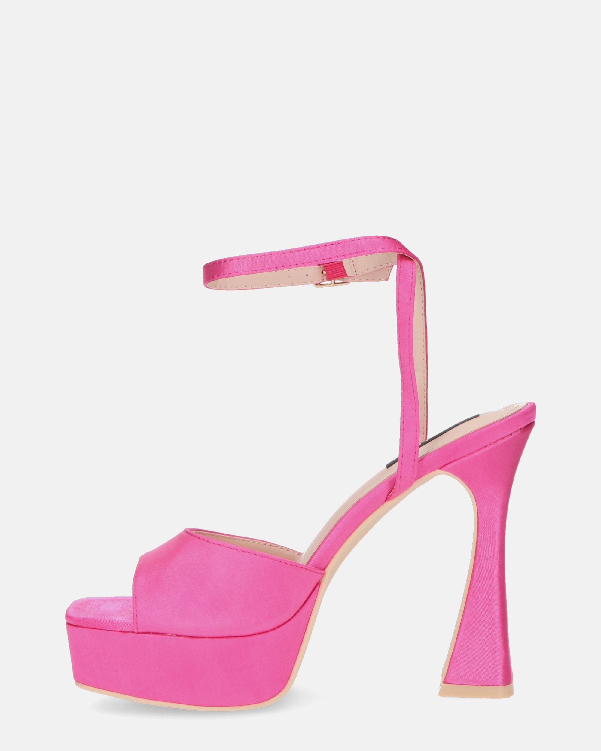 MARZIA - escarpins à talon carré en lycra fuchsia avec bride