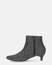XUAN - stivaletto basso in pattern logo