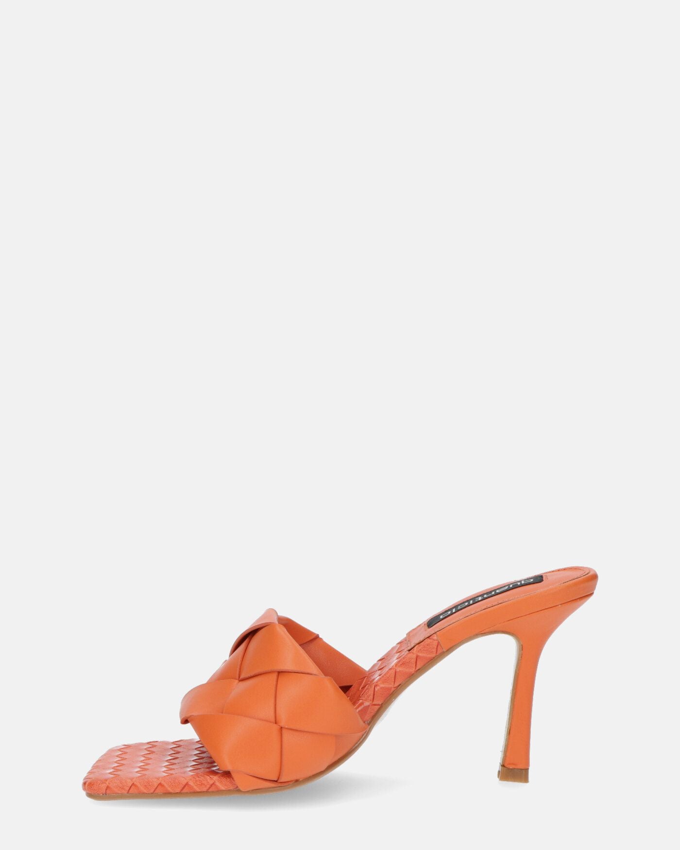 ENRICA - sandalo in pelle arancio intrecciata con tacco