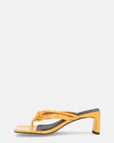 JANNA - sandalo infradito con strisce in glassy arancione