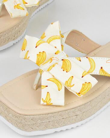 AVICE - sandals in banana print - QUANTICLO
