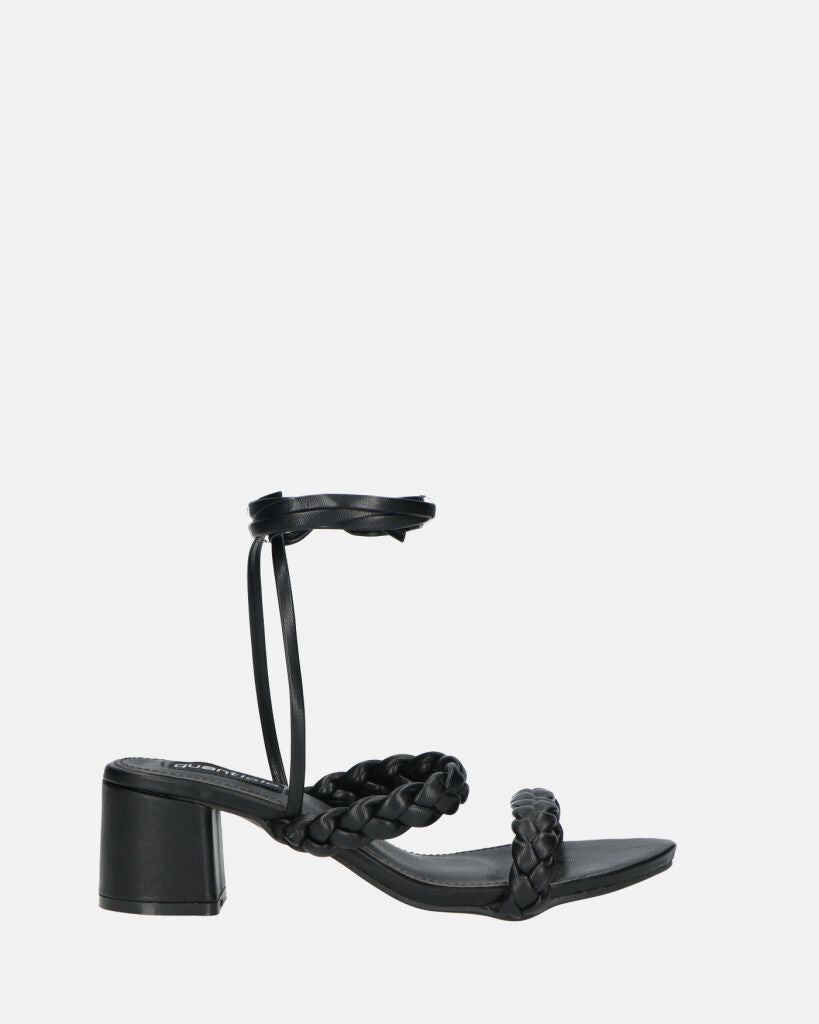 TARISAI - sandali neri in ecopelle con lacci