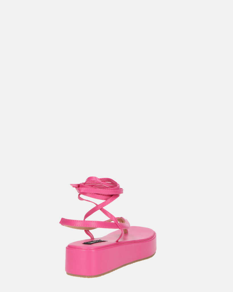 YULIYA - sandali platform fucsia