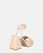 TOMI - sandali beige con lacci e tacco squadrato