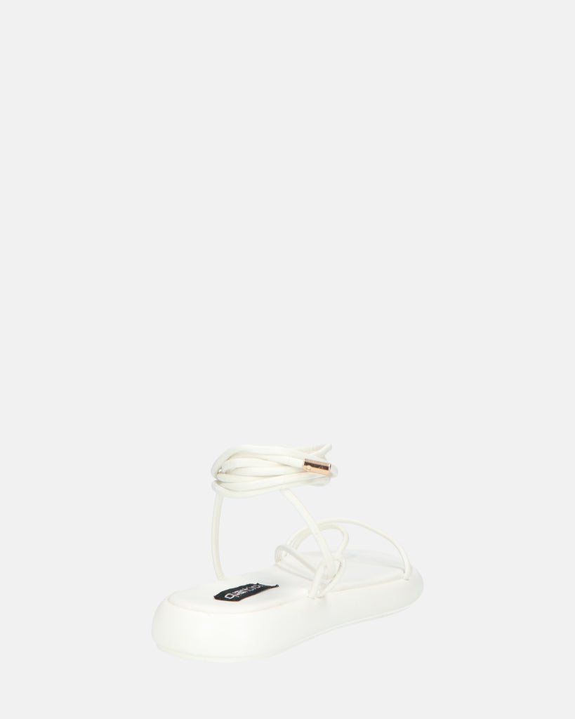 LACEY - sandali infradito bassi bianchi con lacci