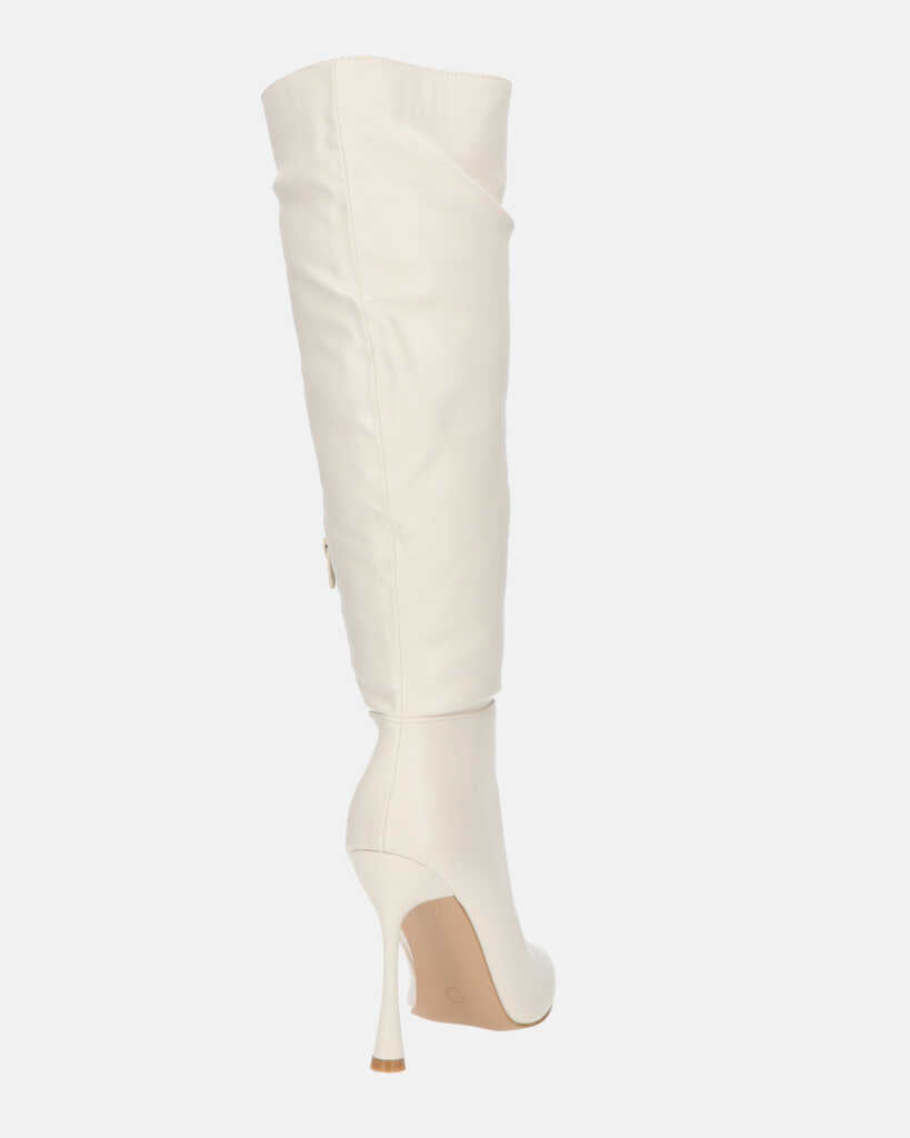 KAYLA - stivali alti con tacco in PU beige e cerniera laterale