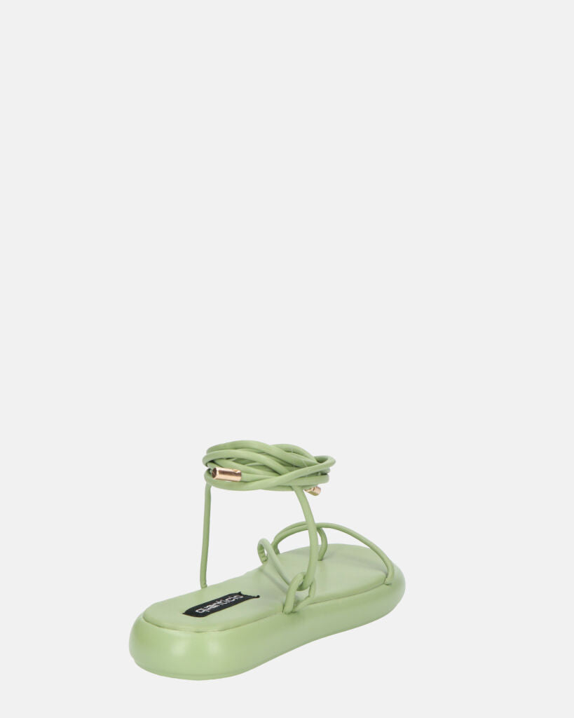 LACEY - sandali infradito bassi verdi con lacci