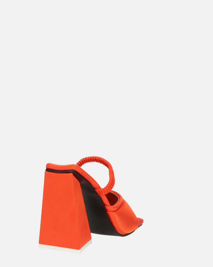 EMMI - sandali con tacco arancione con elastico