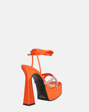 BIRGIT - sandali il satin arancione con gemme