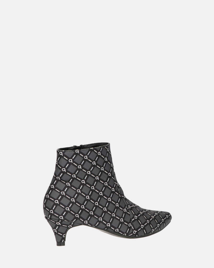 XUAN - stivaletto basso in pattern logo