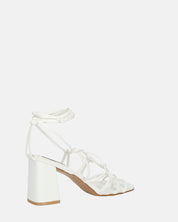 KAYLEE - sandali bianchi con lacci in ecopelle