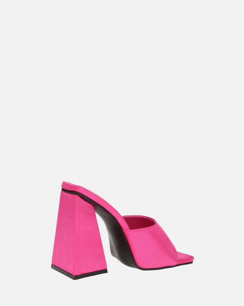 BUKET - sandali con tacco fucsia
