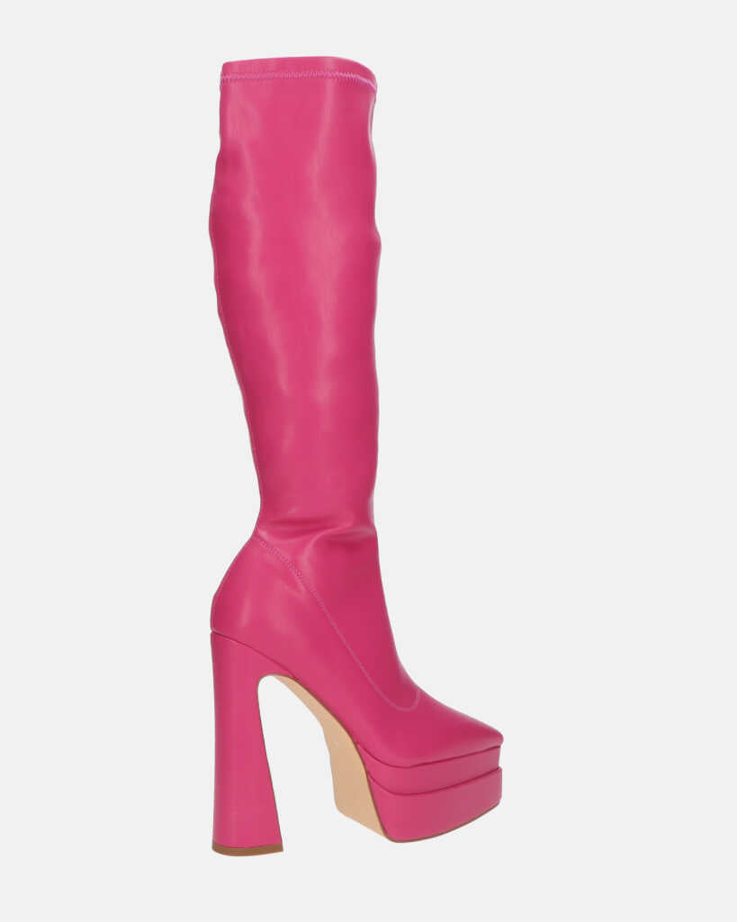 NIKITA - stivali alti in fuchsia PU con platform a punta