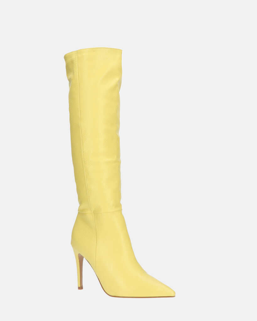 LOLY - stivale con tacco in pitonato giallo